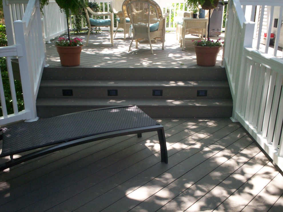 Deck - traditional backyard deck idea in St Louis