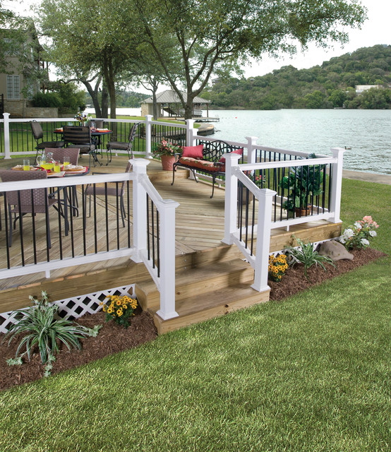 Decks, Porches & Patios Classique Terrasse en Bois Cleveland