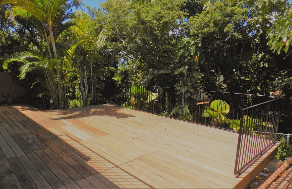 Deck - mid-sized tropical backyard deck idea in Hawaii with no cover