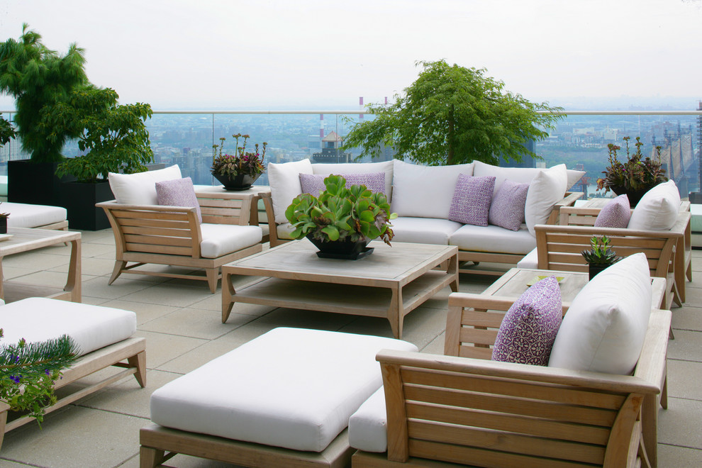 Deck - contemporary deck idea in New York with no cover