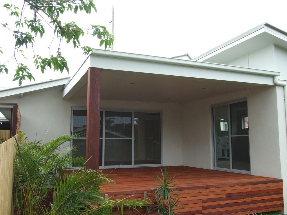 Existing dwelling - new indoor-outdoor living timber deck ...