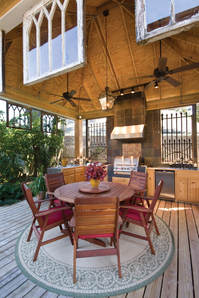 Design ideas for a traditional terrace in New Orleans with a bbq area.