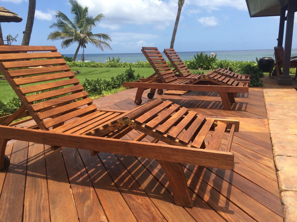 World-inspired terrace in Hawaii.