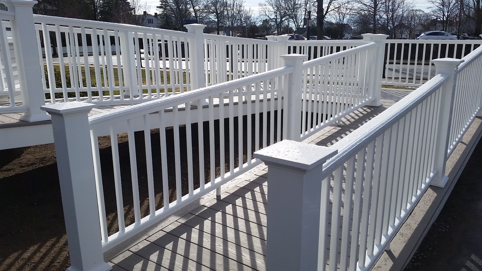 GAF Roof & AZEK Decking, New Bedford, MA Traditional Deck