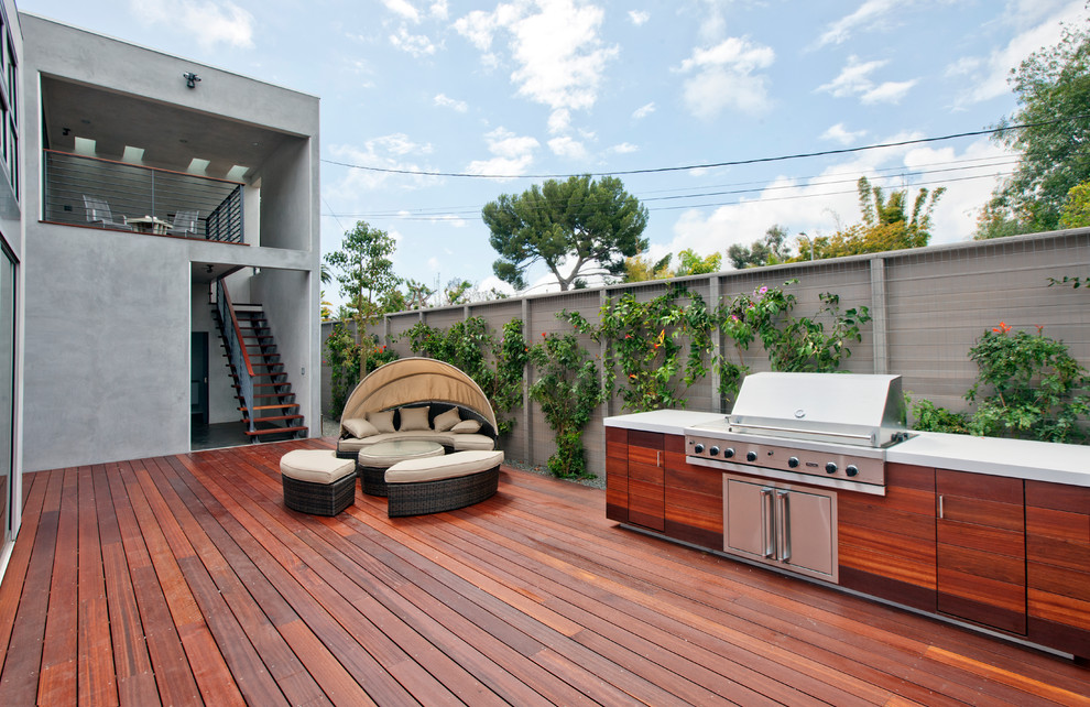 Trendy deck photo in Los Angeles with no cover