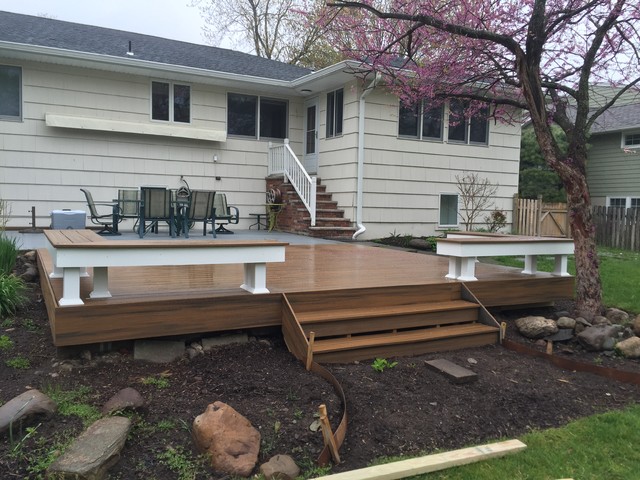 Ground level transcend deck with built in seating - Modern - Deck - New  York - by Deck Guardian