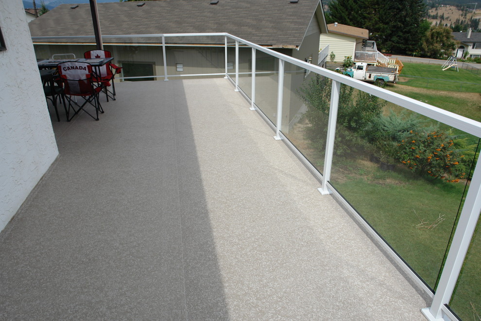 Kelowna Deck Railing Installation Glass Railing Traditional Deck