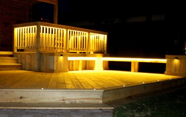 LED Deck Strip Lights - Terrace - Minneapolis - by DecksDirect | Houzz IE