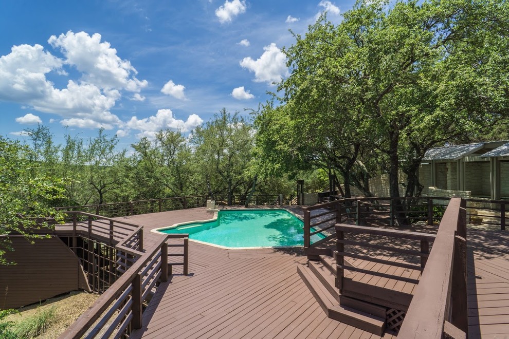 Long Canyon Deck Remodel and Stain Klassisch modern Terrasse Austin von Capitol City