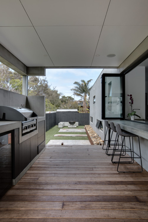 Function Meets Style: Outdoor Kitchen Island Inspirations with Bars