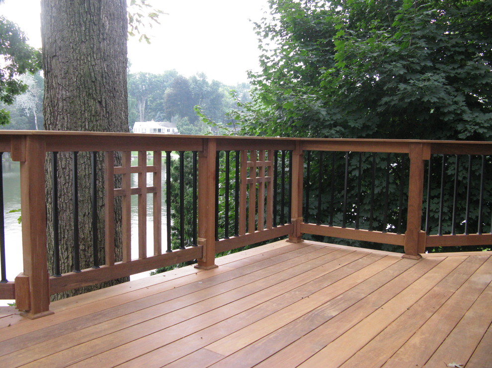 Mission Style Ipe deck with custom view privacy walls - Craftsman ...