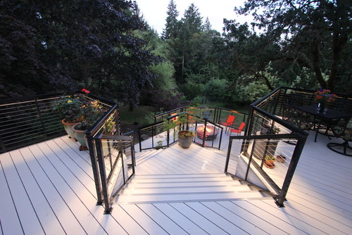 aluminum decking pros and cons