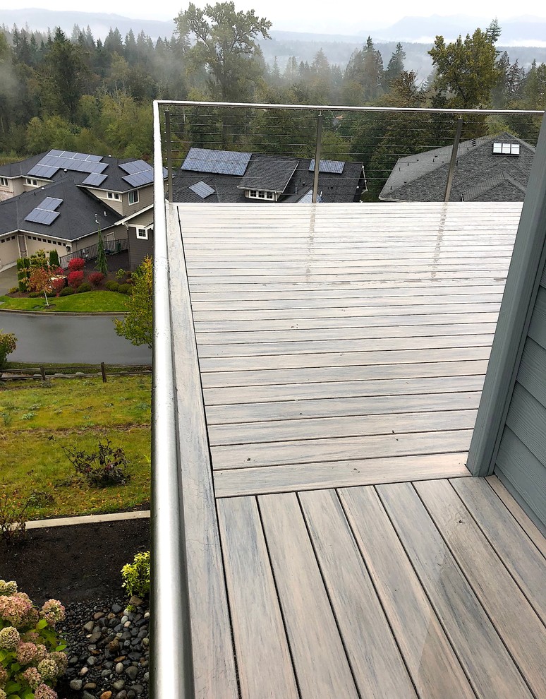 Foto de terraza minimalista grande sin cubierta en patio trasero