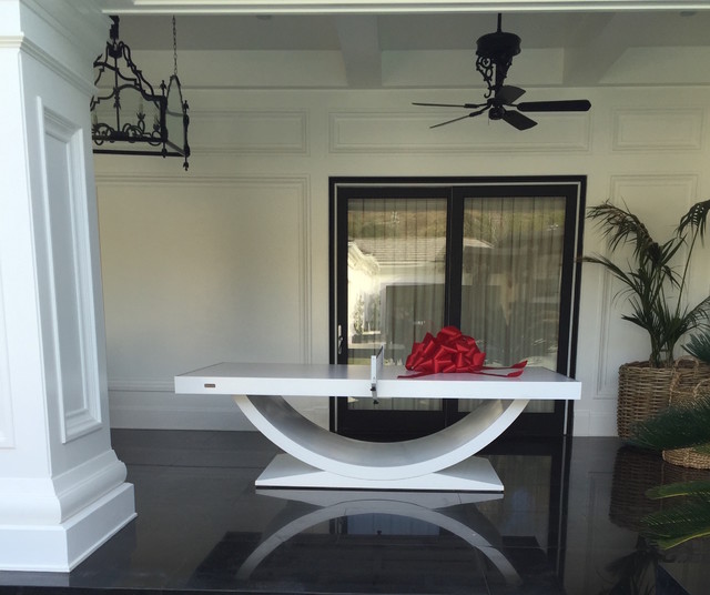 Modern Ping Pong Table by 11 Ravens (Theseus) Contemporain Terrasse