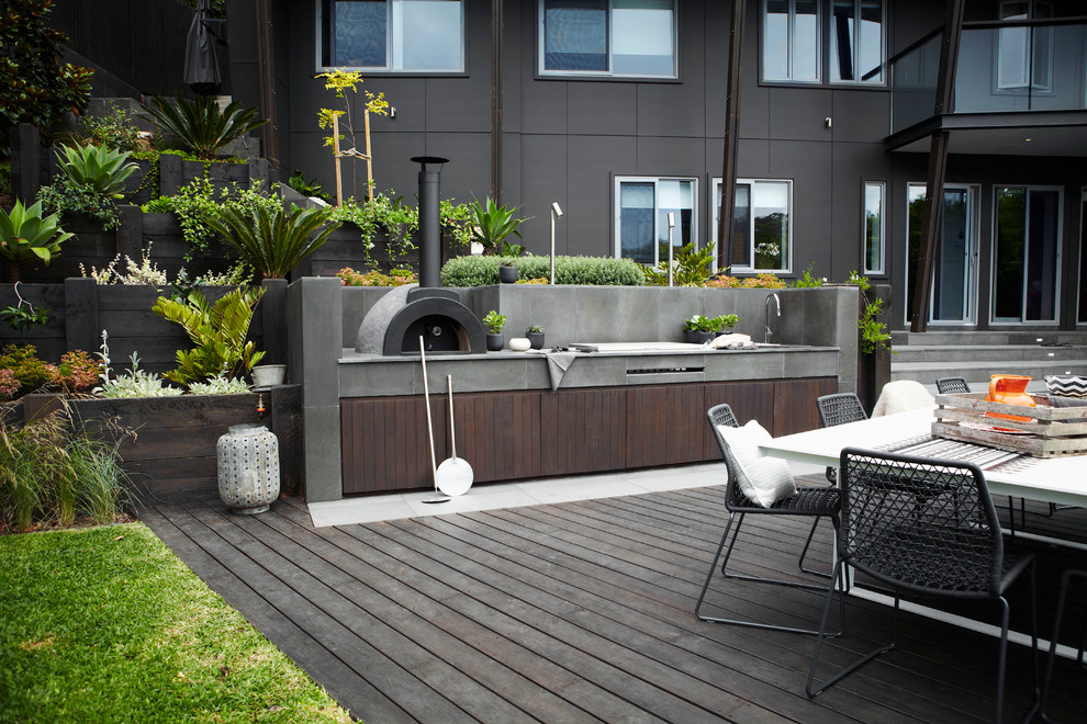 Deck - contemporary deck idea in Sydney