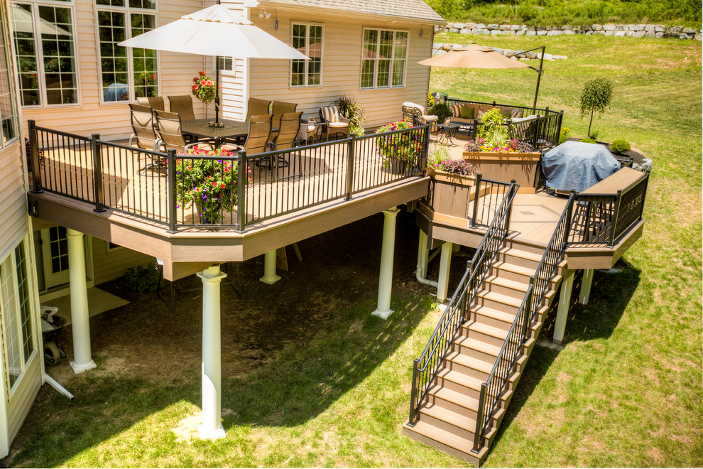 Mulit-level vinyl deck - Traditional - Deck - Philadelphia - by Stump's ...