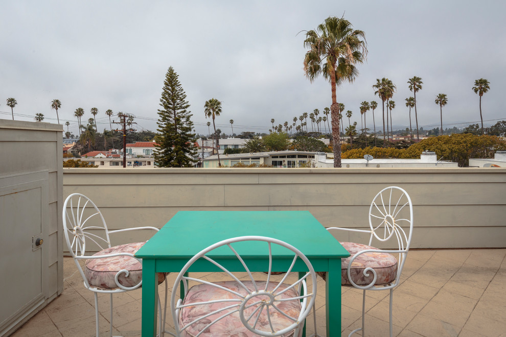 Photo of a nautical terrace in Los Angeles.