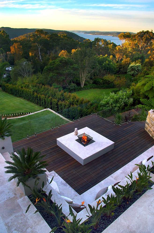 Contemporary terrace in Sydney with no cover.