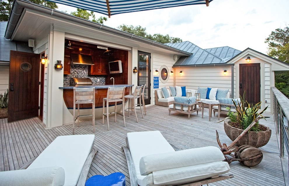 Outdoor kitchen deck - coastal rooftop rooftop outdoor kitchen deck idea in Jacksonville with no cover