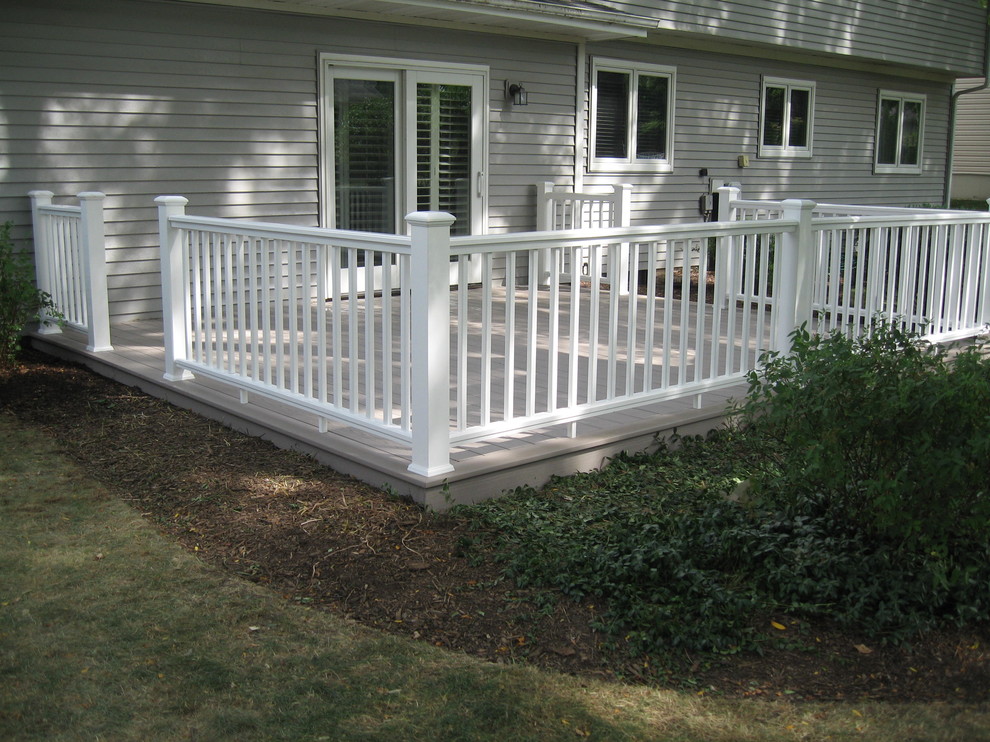 NEW AZEK DECK AND RAILING REPLACING OLD WOOD DECK AND PERGOLA