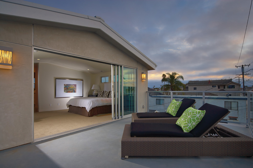This is an example of a small contemporary roof terrace in Orange County with no cover.
