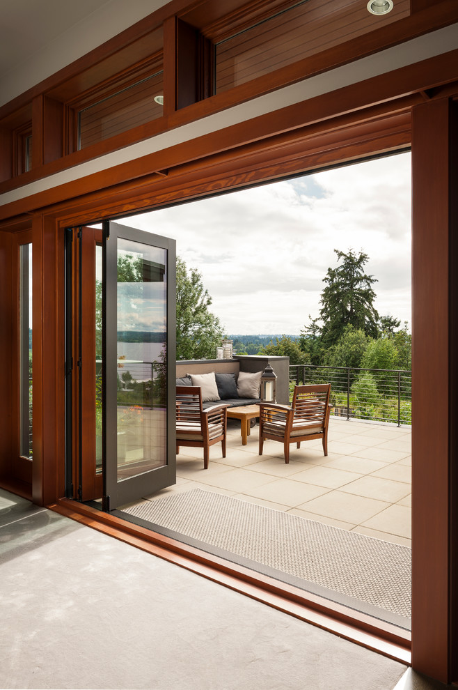 Inspiration for a mid-sized contemporary deck remodel in Seattle