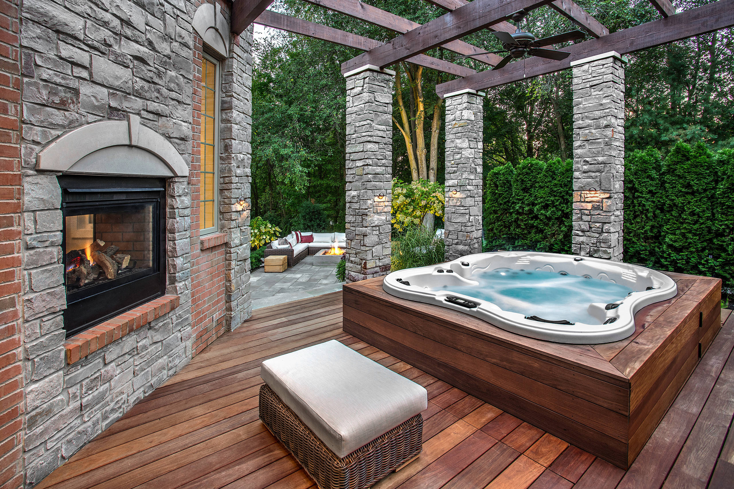 Hot Tub And Firepit Patio Ideas, Hot Tub And Fire Pit