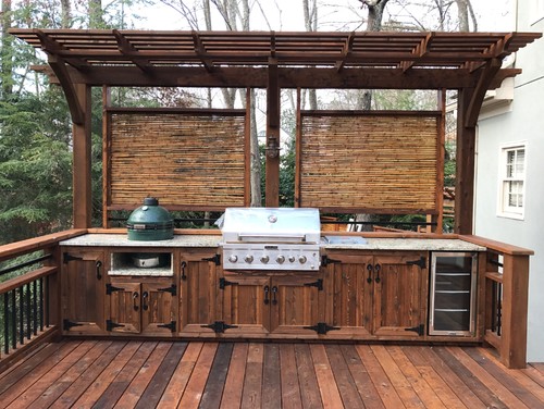 Get Inspired: White Granite Countertop for an All Wood Outdoor Kitchen