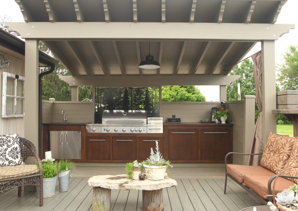 Outdoor kitchen - Contemporary - Deck - Toronto - by LP-wood Ltd. | Houzz