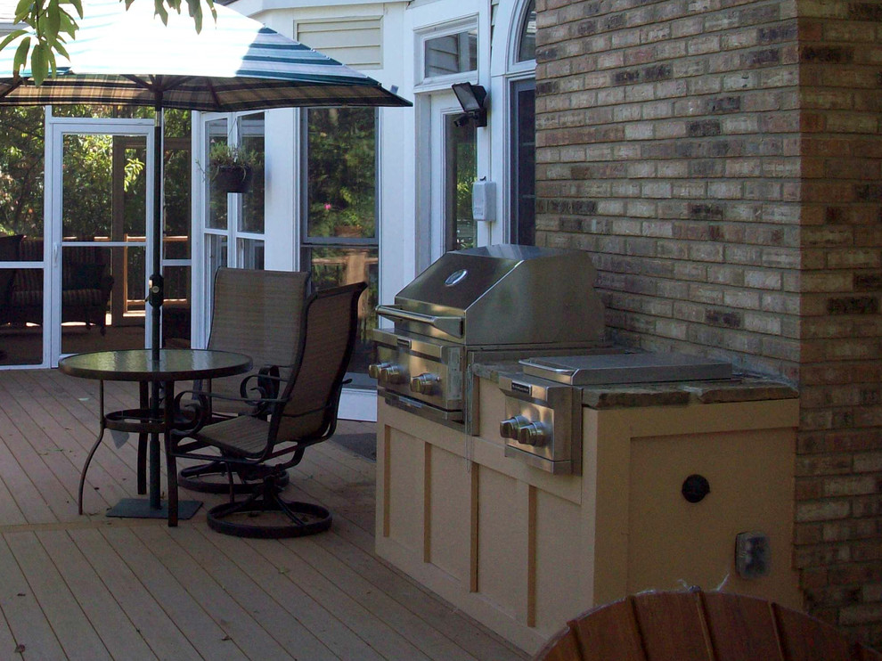 Outdoor Kitchens, Grills, and Refrigerators Traditional Deck St