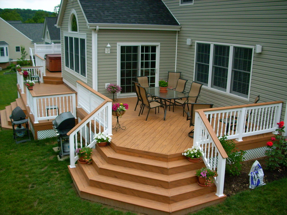 Example of a classic deck design in Other