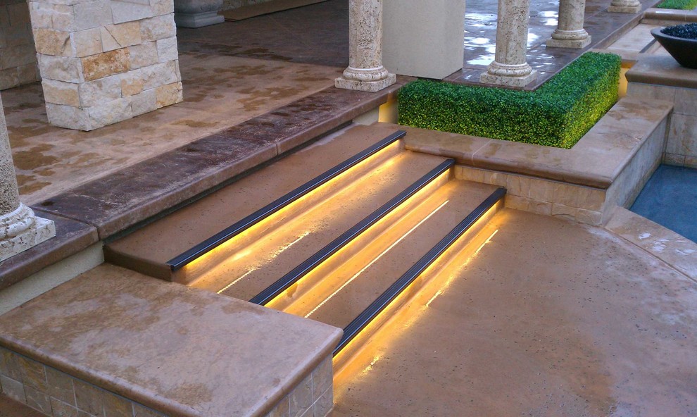 Inspiration for a mediterranean deck remodel in Oklahoma City