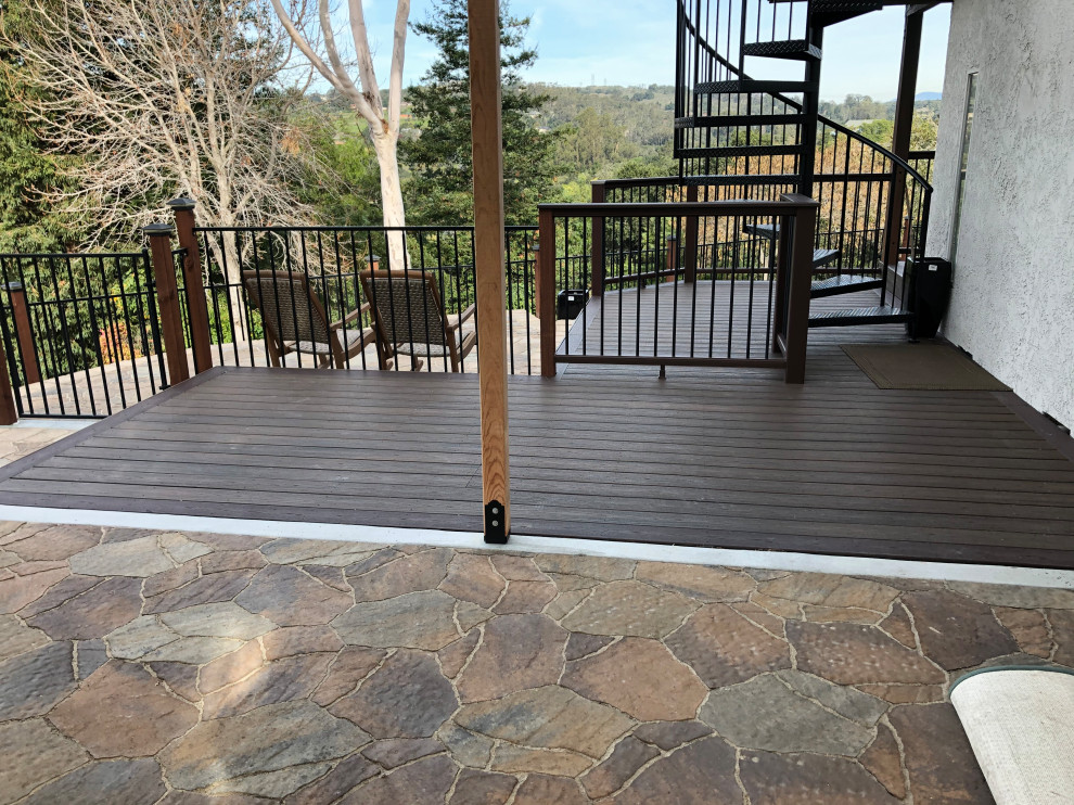 Inspiration for a mid-sized craftsman backyard deck remodel in San Luis Obispo