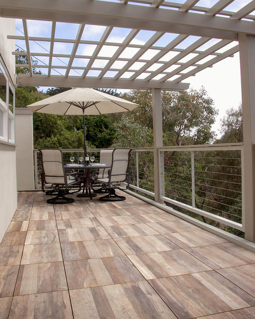 Pedestal Deck System in Soquel Hills Contemporain Terrasse en Bois