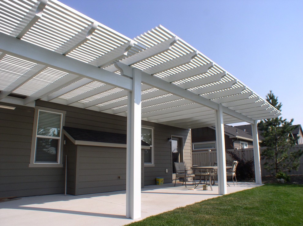 Pergola ideas - Modern - Deck - Boise - by Covertech | Houzz