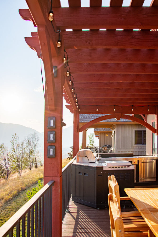 Example of a cottage deck design in Salt Lake City