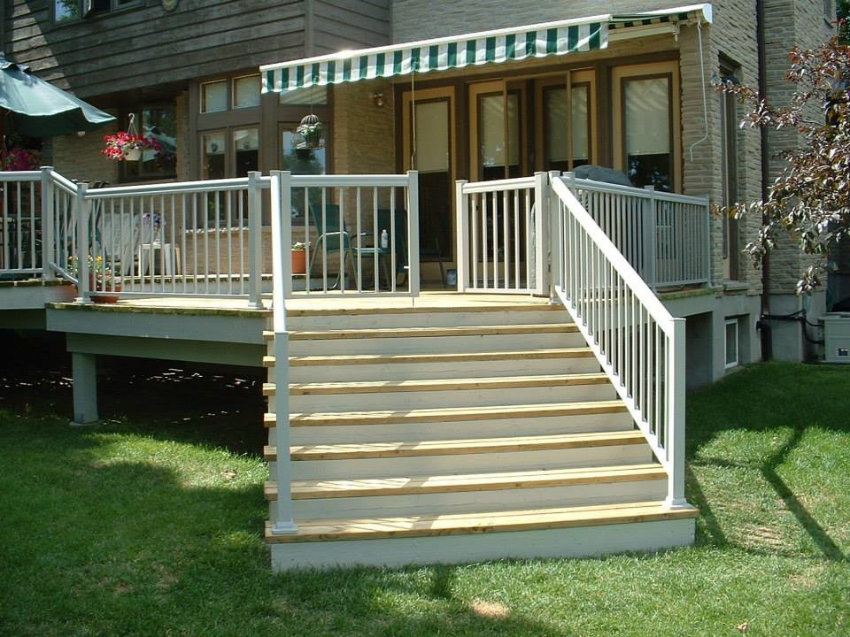 Picket Railing Traditional Deck Toronto by Designed Roofing
