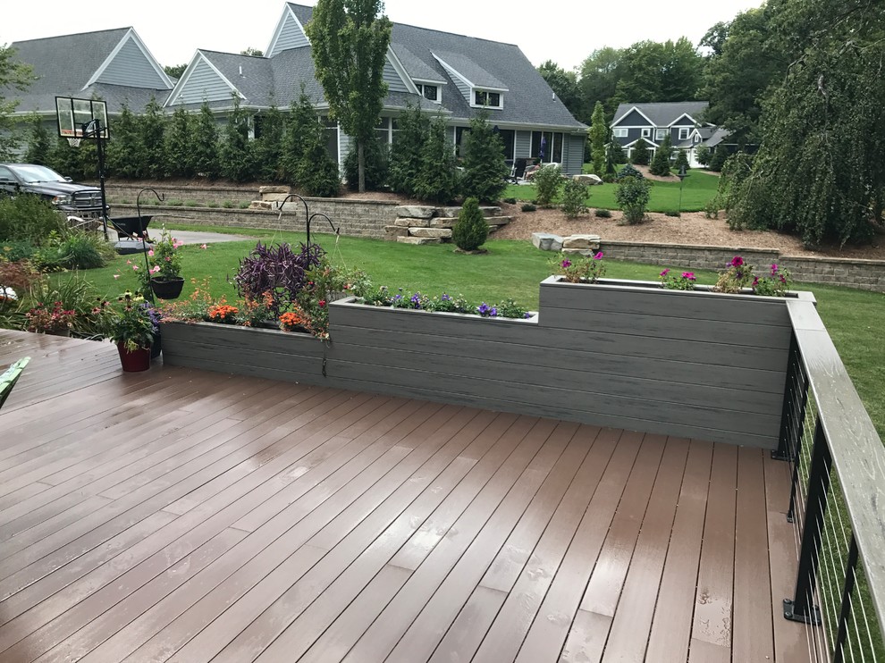 Planter box and composite deck Deck Grand Rapids by Cutting Edge