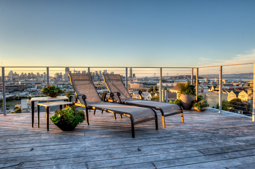 Inspiration for a modern roof rooftop terrace in San Francisco.