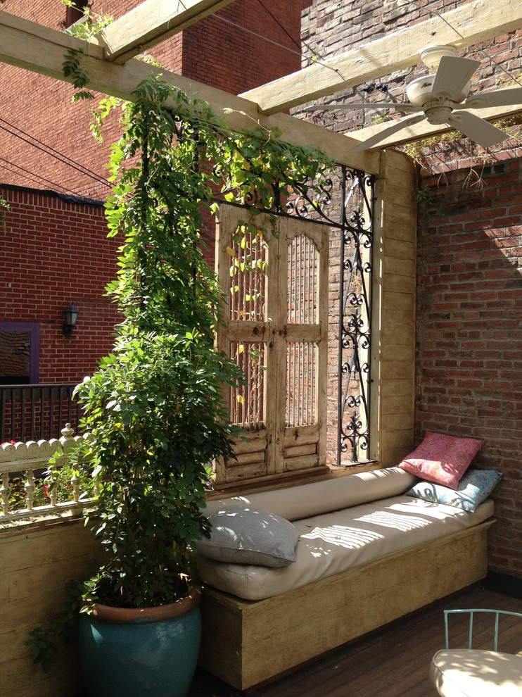Traditional roof terrace in Nashville with a pergola.