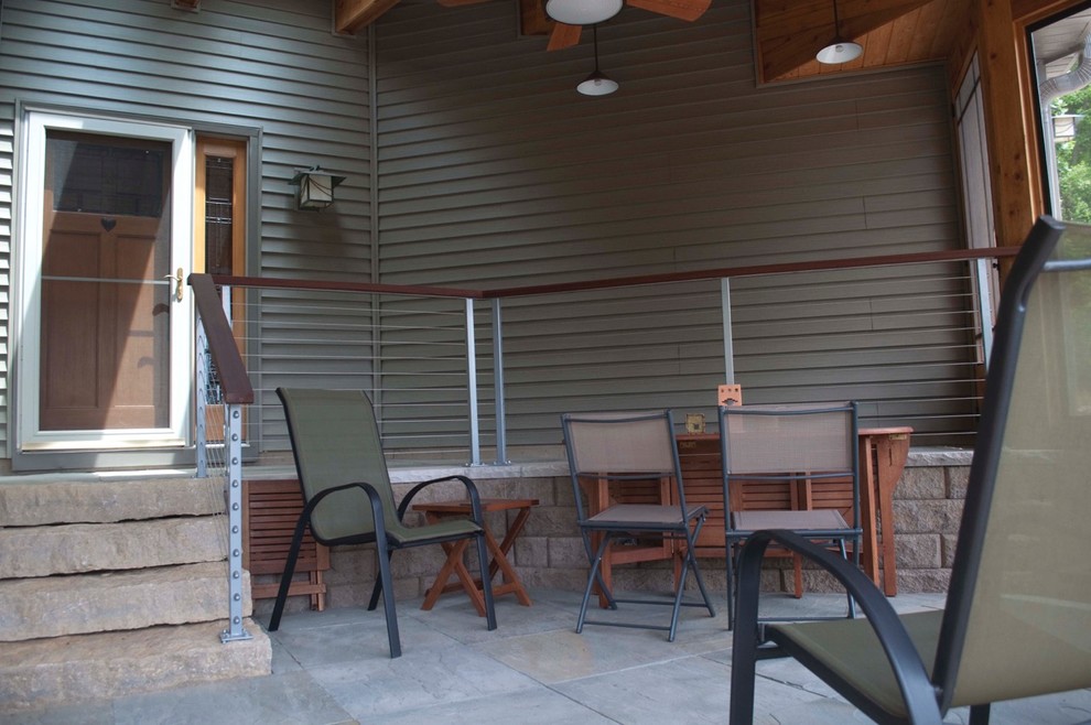 Private House Deck & screened porch in Blue Mounds, WI with cable