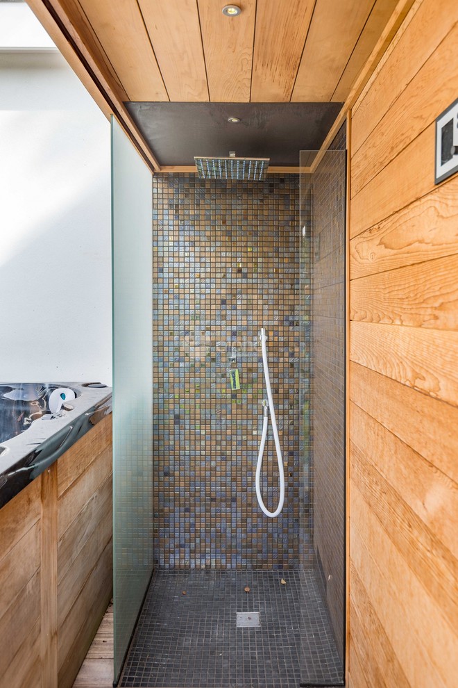 Project Outdoor Sauna + Outdoor Shower Modern Deck Los Angeles