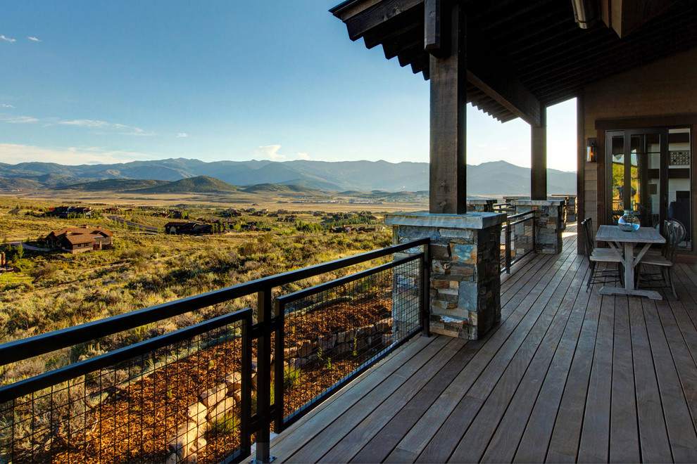Example of an arts and crafts deck design in Salt Lake City