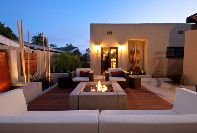Pt. Loma Outdoor Lounge - Modern - Terrasse - San Diego - von Vorce