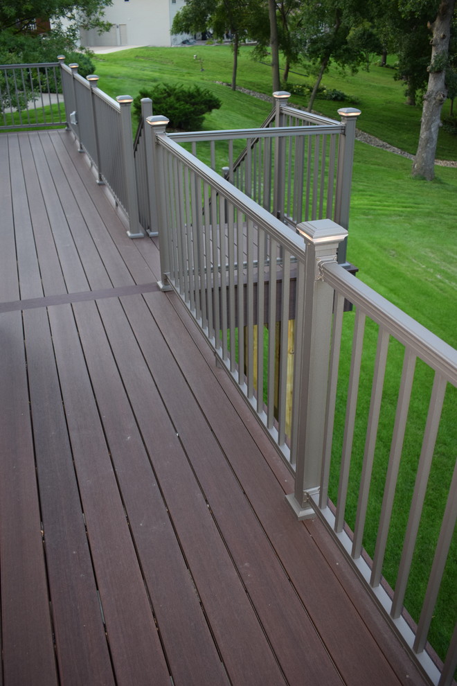 Railing Traditional Deck Cedar Rapids By Spahn And Rose Lumber Co Houzz