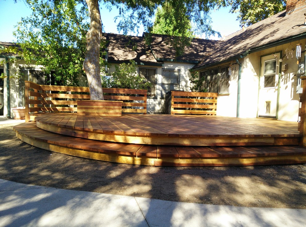 Redwood Circular Deck, Pasadena - Craftsman - Deck - Los Angeles - by
