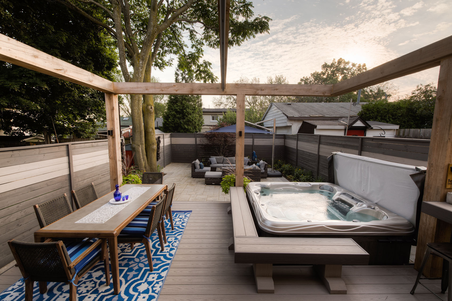 75 Beautiful Small Deck With A Fire Pit Pictures Ideas August 2021 Houzz