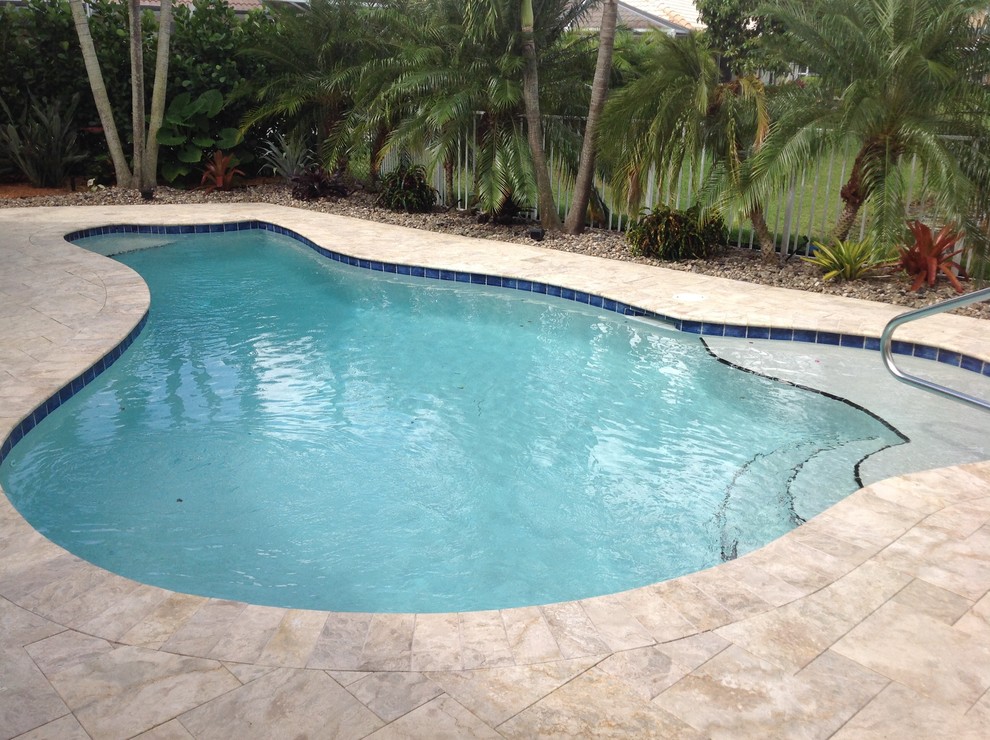 Royal Oyster pavers pool deck Piscina Miami de Pompano Beach