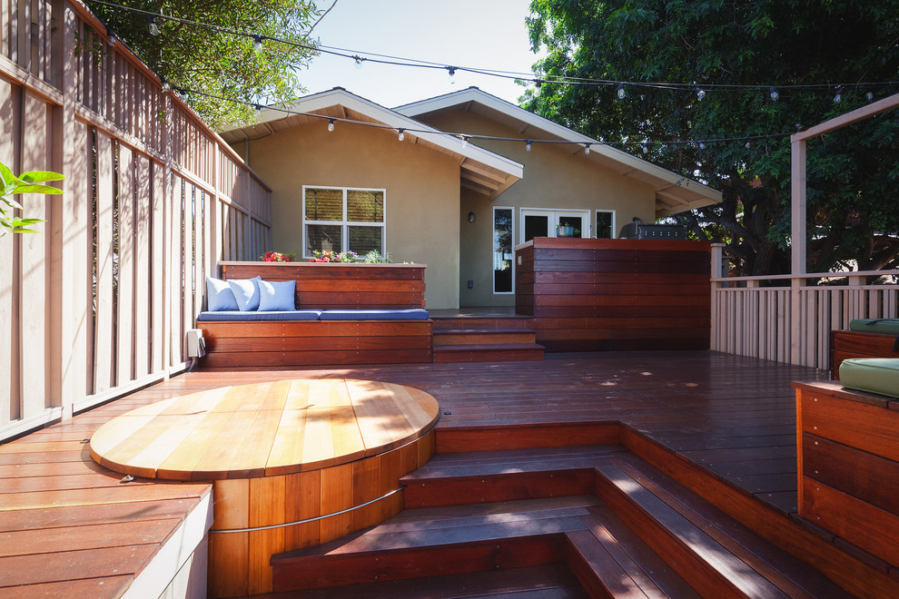 San Diego Outdoor Kitchen, Deck and Dining Patio - Modern - Deck - San ...