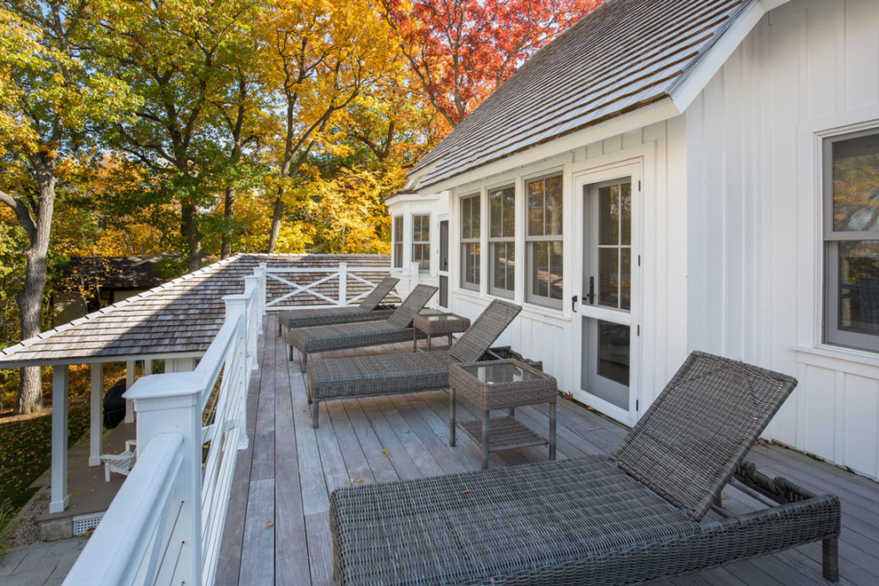 Источник вдохновения для домашнего уюта: терраса среднего размера на крыше в стиле кантри без защиты от солнца